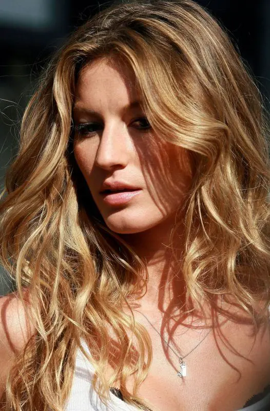 EJEMPLOS BABY LIGHTS REFLEJOS Y MECHAS ULTIMAS TENDENCIAS MOURE (7)