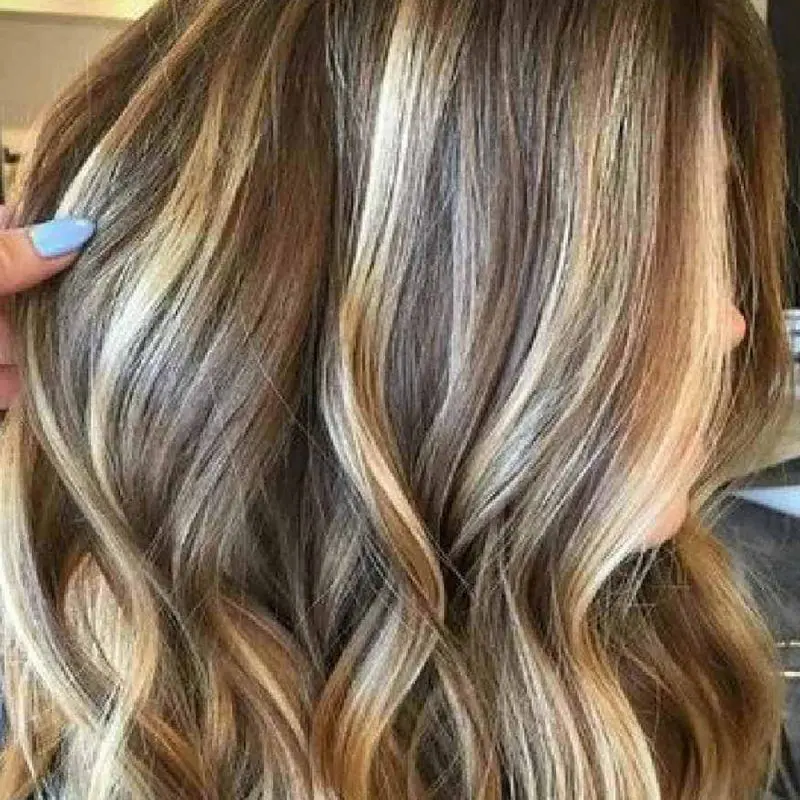 MECHAS Y REFLEJOS MOURE