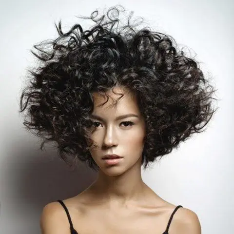 Corte Media Melena Pelo Rizado Estilo Evase Moure Palma 2 480X480 Jpg